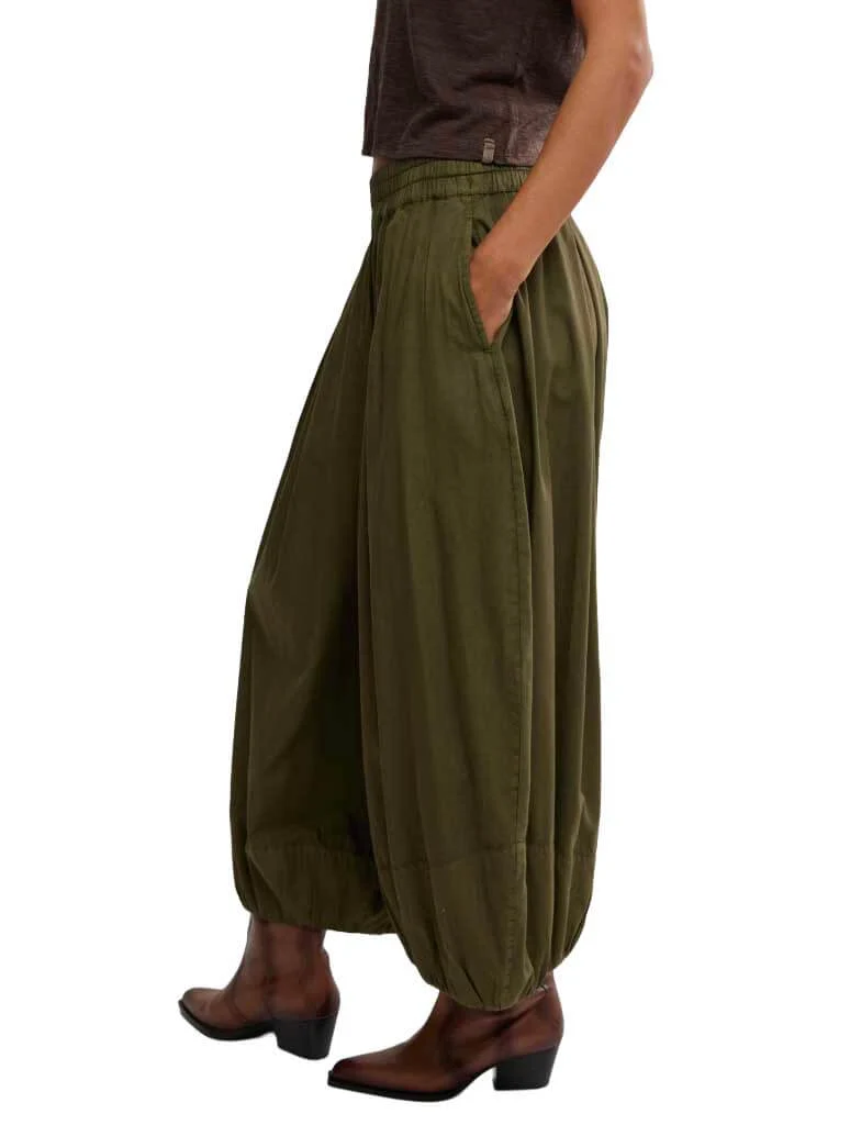 Free People Moonflower Solid Balloon Pants - Image 3