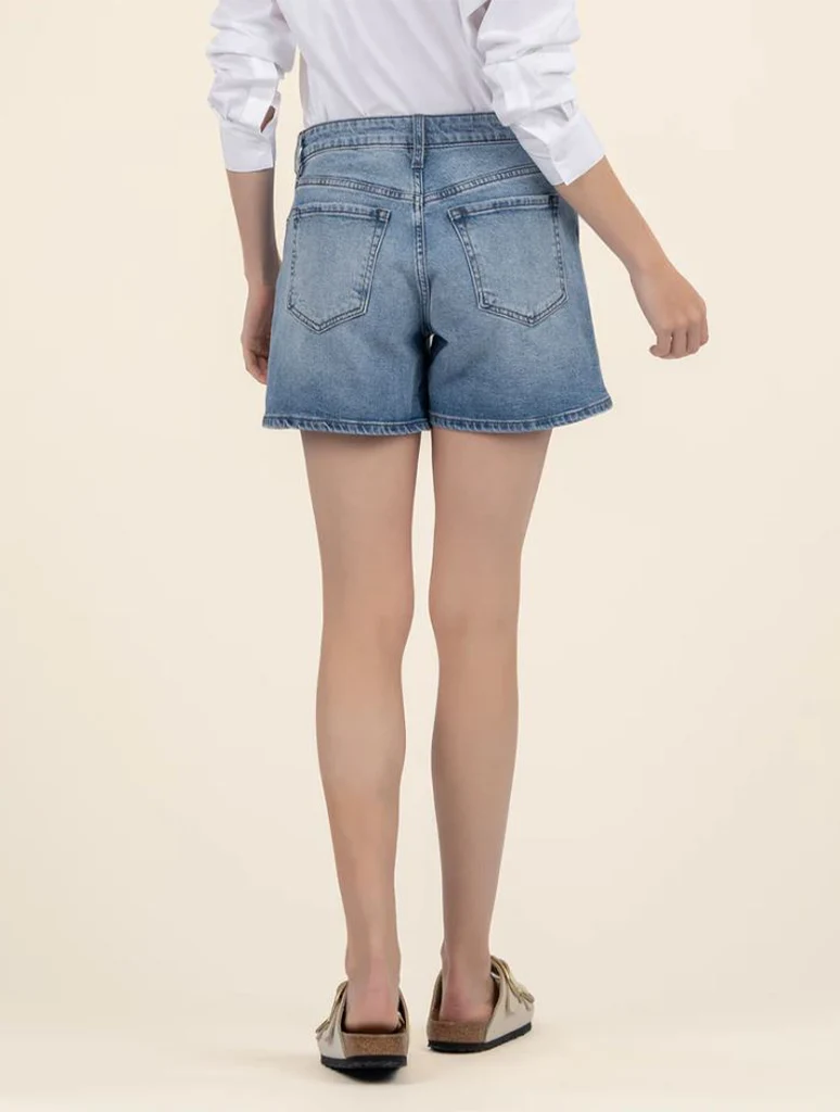 Kut From The Kloth Jane High Rise Short with Regular Hem - Image 3