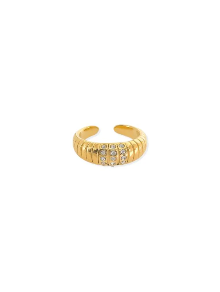 Water Resistant Textured CZ Ring